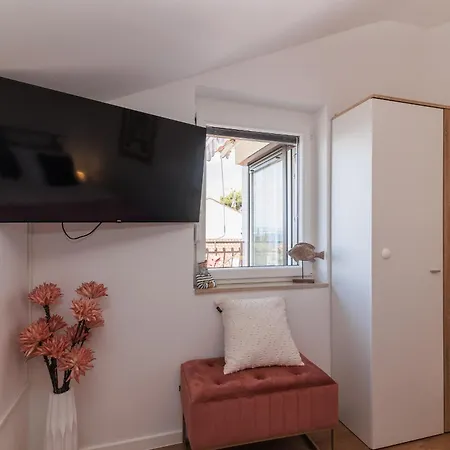Sunset Vista Apartment